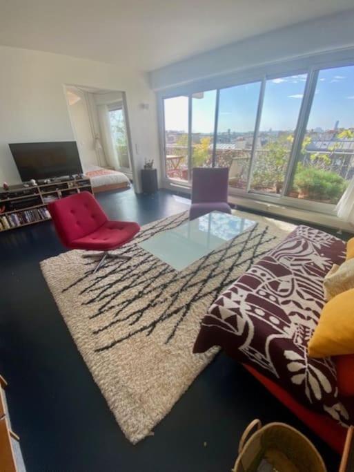 Appartement With Stunning View Of And Eiffel Tower Parijs