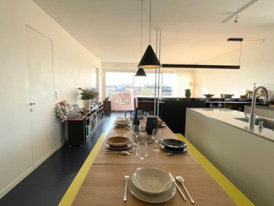 With Stunning View Of And Eiffel Tower Appartement Parijs